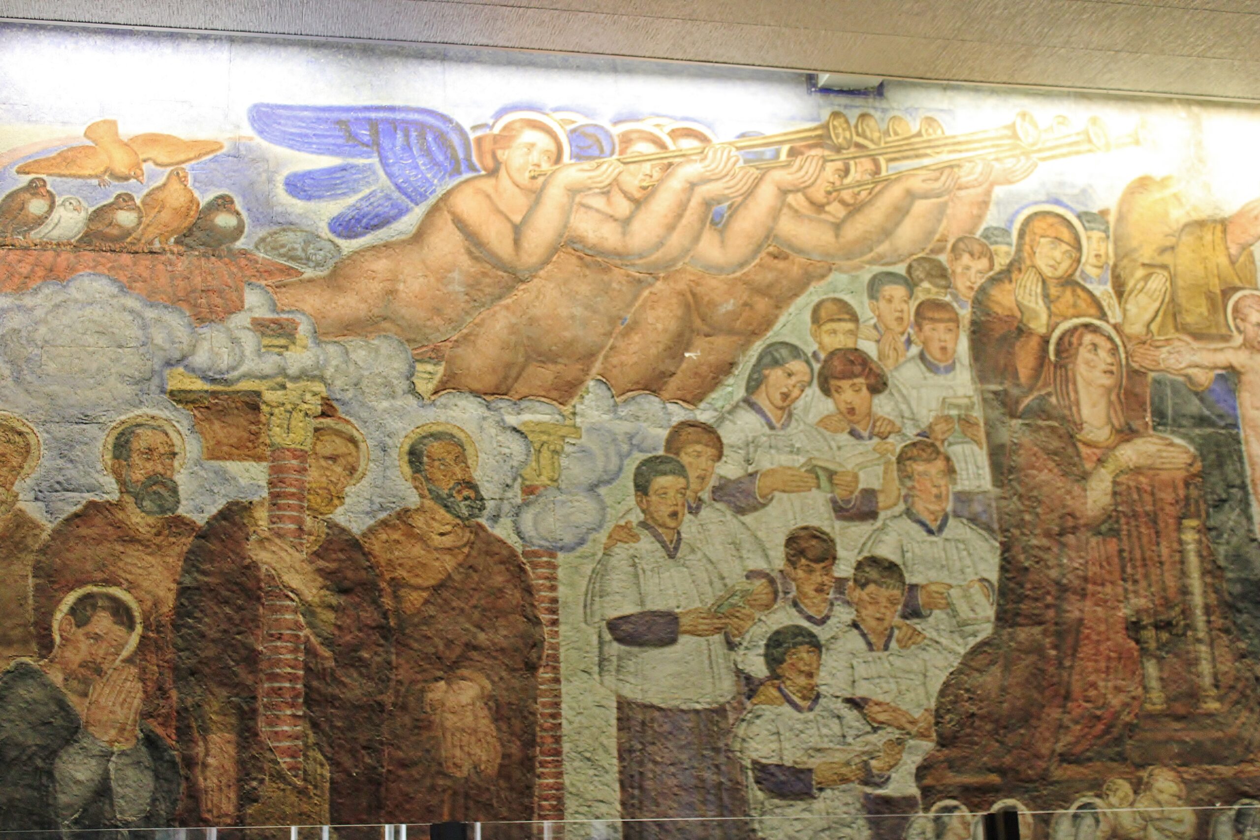 Fresque_Marcel-Lenoir Le couronnement de la Vierge par Marcel-Lenoir, fresque à l'Institut Catholique de Toulouse, 1923.